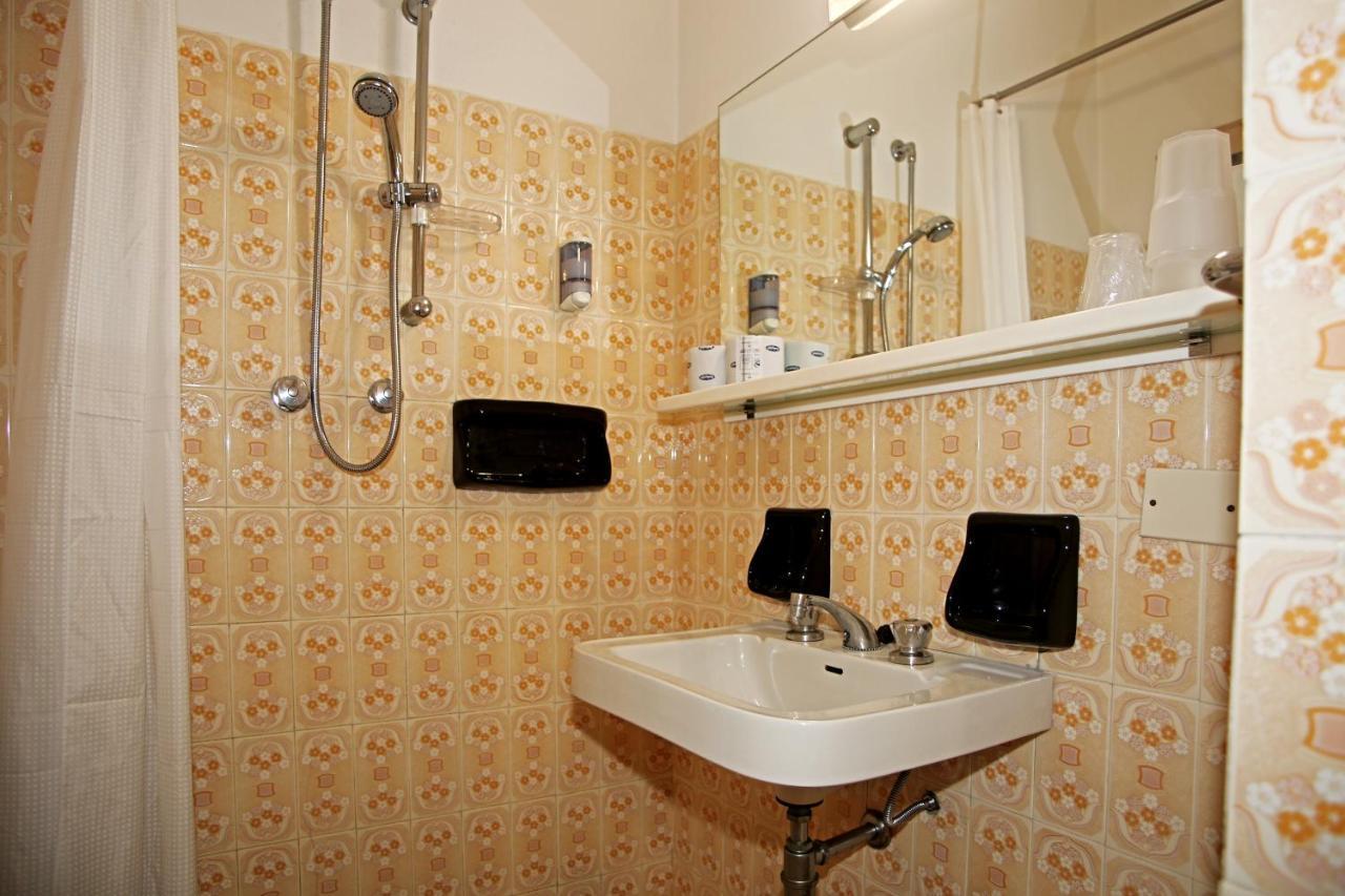 Hotel Selene Milano Marittima Exterior foto